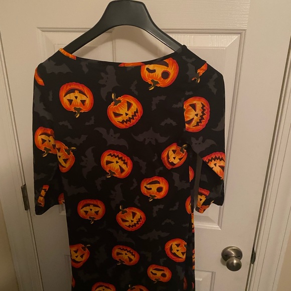 NWT Halloween 8 of Hearts  Black Dress with Jack O Lanterns Stretchy Fun Small - Picture 2 of 4